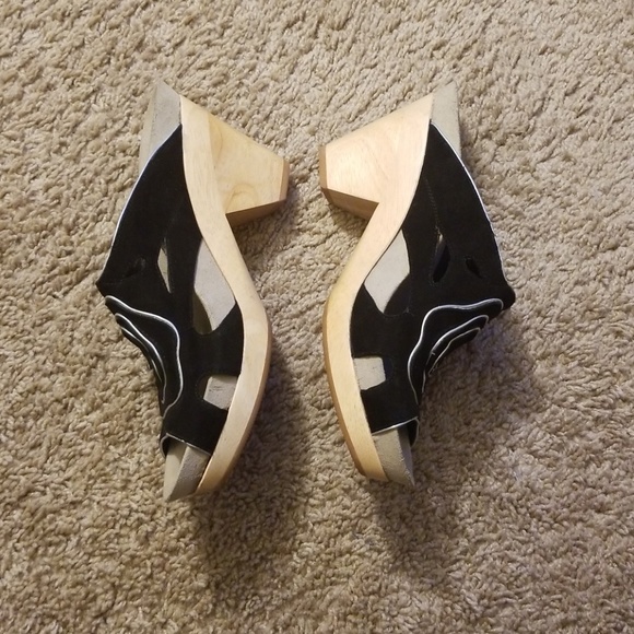 Earthies Shoes - EARTHIES CLOGS